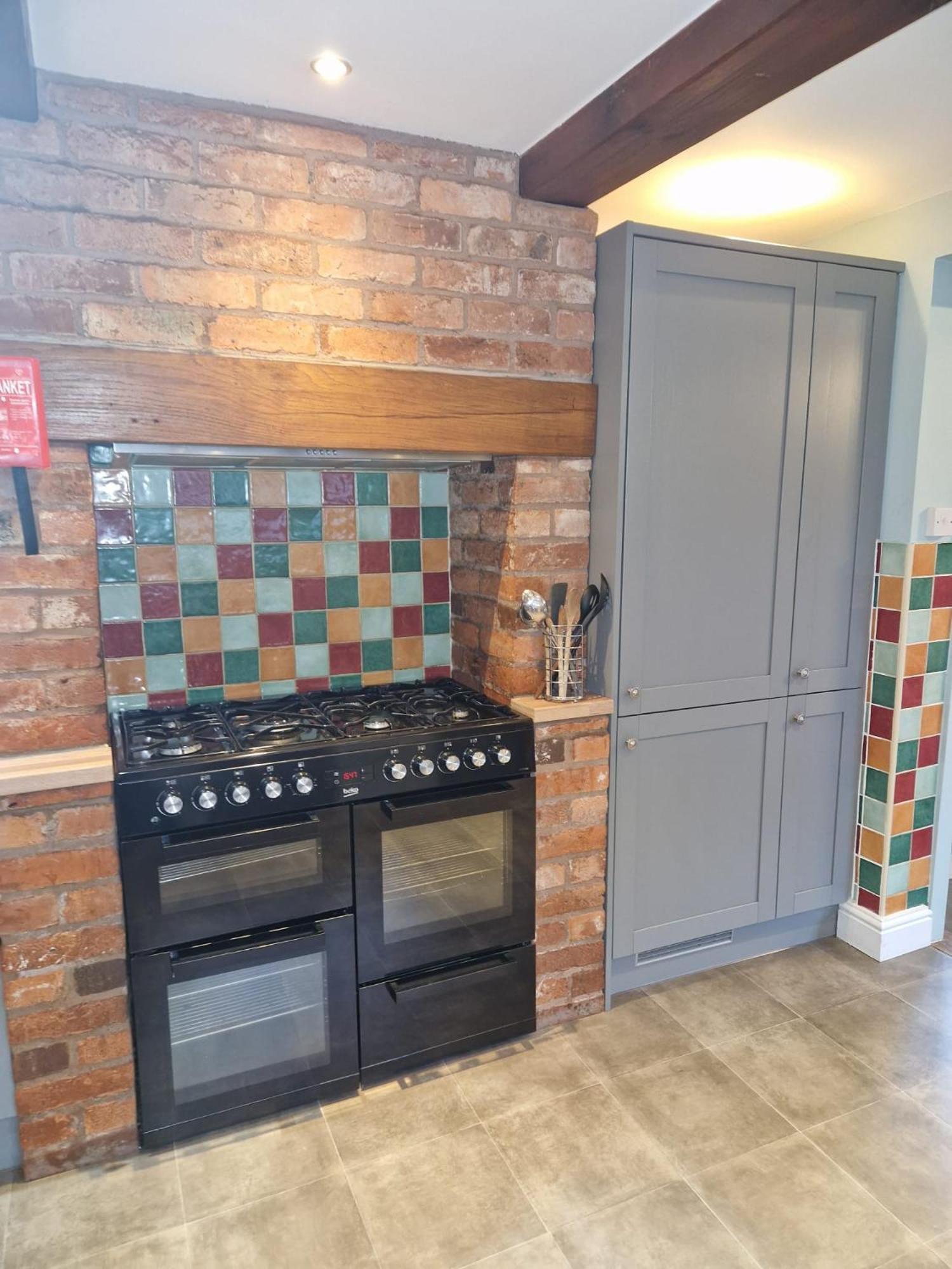 Hereford - Falcon House - Spacious 5 Bedroom House With Games Room - Sleeps 14 Guests - Great Property For Family & Friends Gathering Together - Hosted By Rentmyhouse Exterior photo