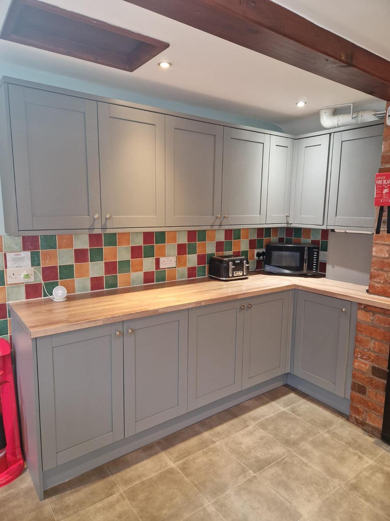 Hereford - Falcon House - Spacious 5 Bedroom House With Games Room - Sleeps 14 Guests - Great Property For Family & Friends Gathering Together - Hosted By Rentmyhouse Exterior photo
